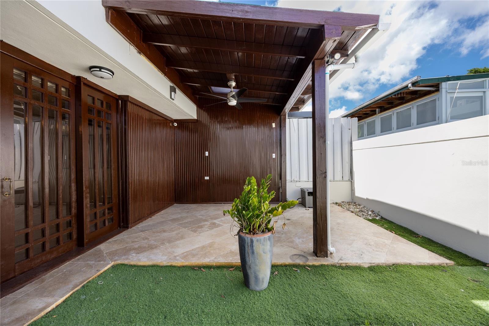 URB. PRADO ALTO - Residential Lease