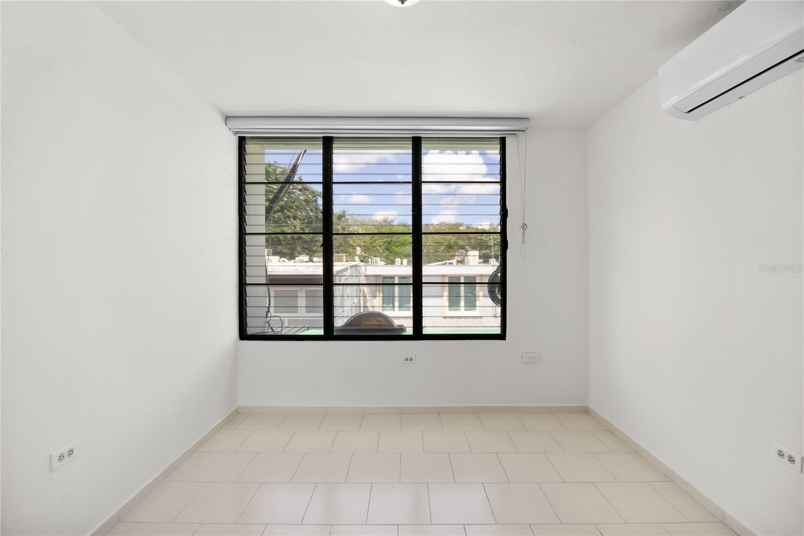 URB. PRADO ALTO - Residential Lease