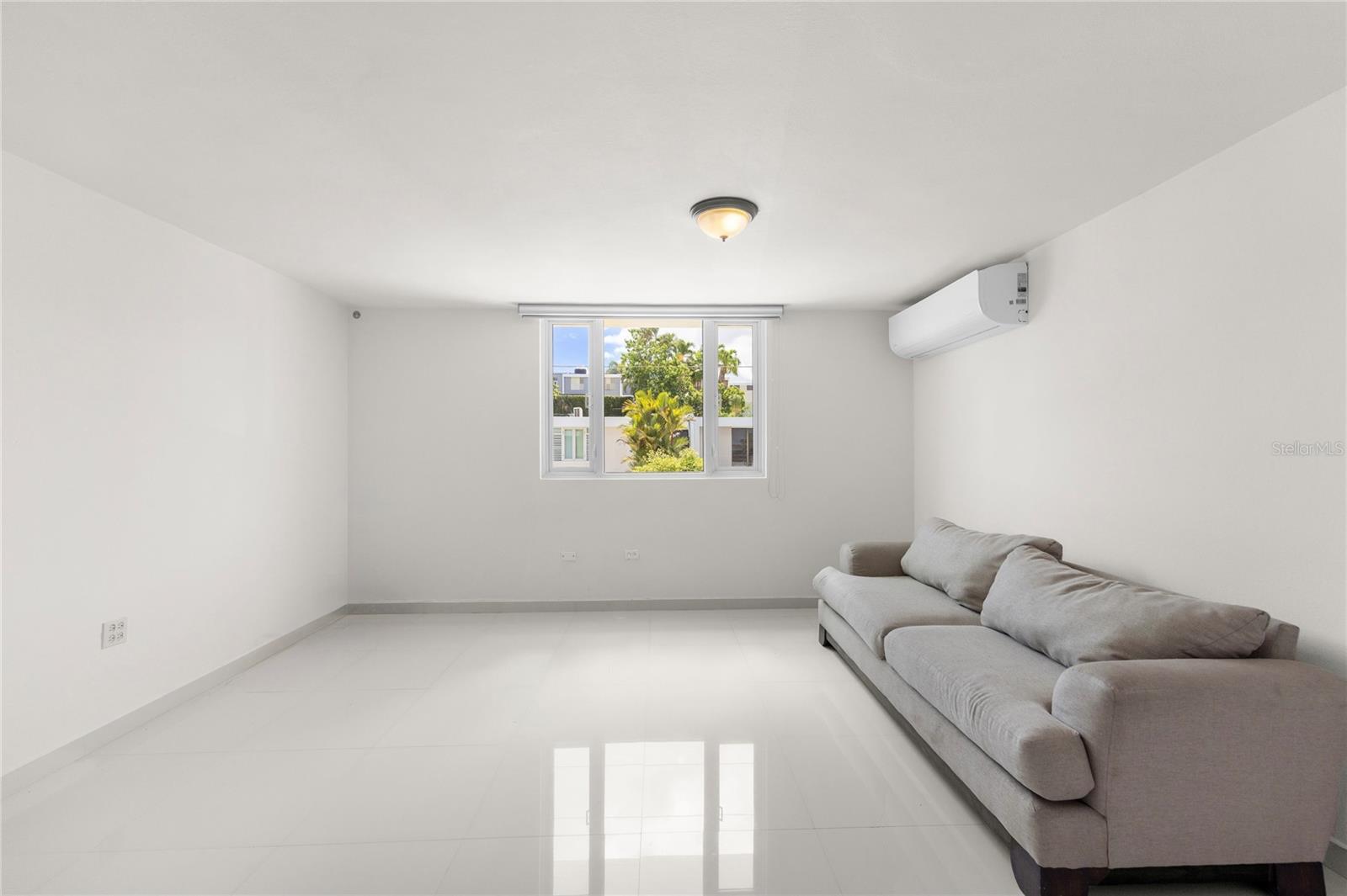 URB. PRADO ALTO - Residential Lease
