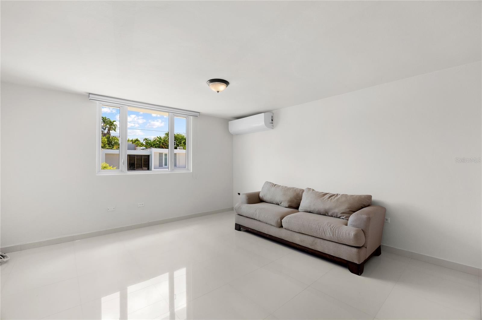 URB. PRADO ALTO - Residential Lease