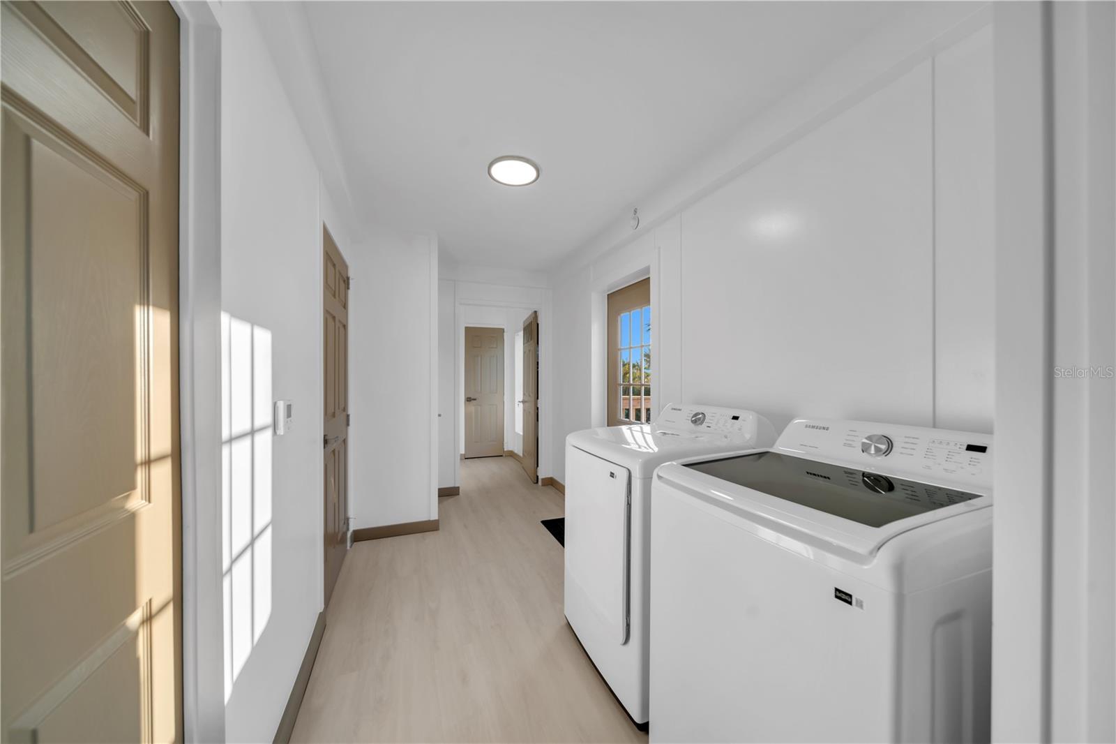 VILLAGE HOLIDAY LAKE - Residential