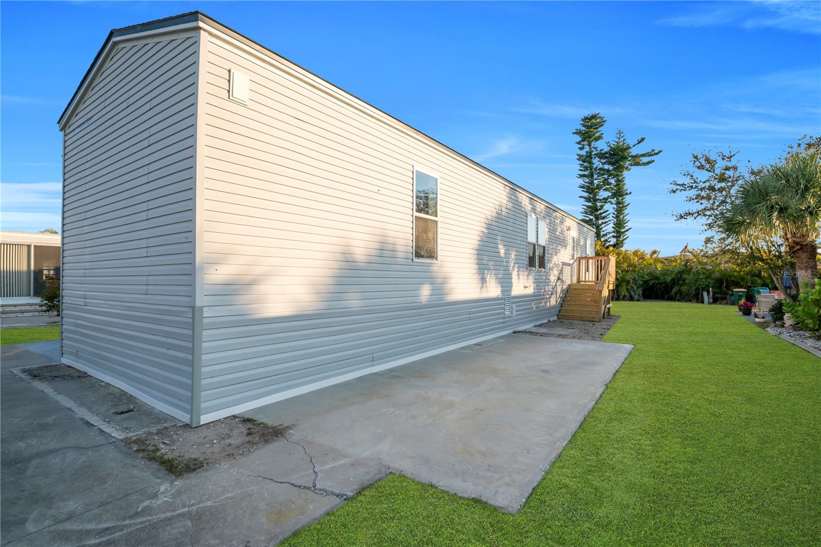 VILLAGE HOLIDAY LAKE - Residential