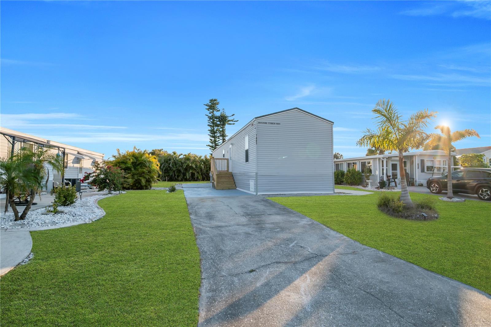 VILLAGE HOLIDAY LAKE - Residential