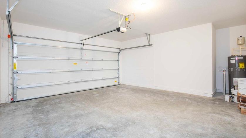 HUNT CLUB/LK WALES PH 1 - Residential Lease