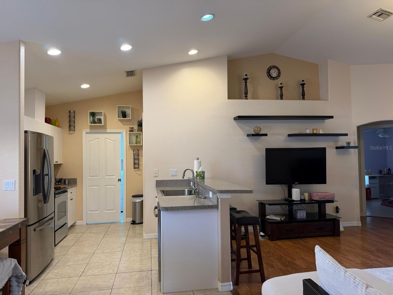 PORT CHARLOTTE 8 - Residential