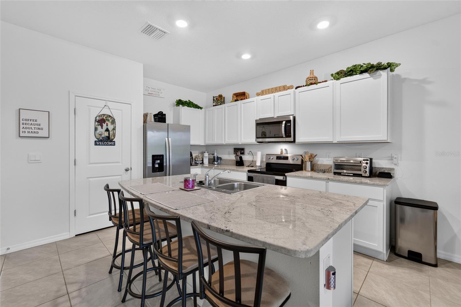 AVALON PARK WEST-NORTH PH 1A 1B - Residential