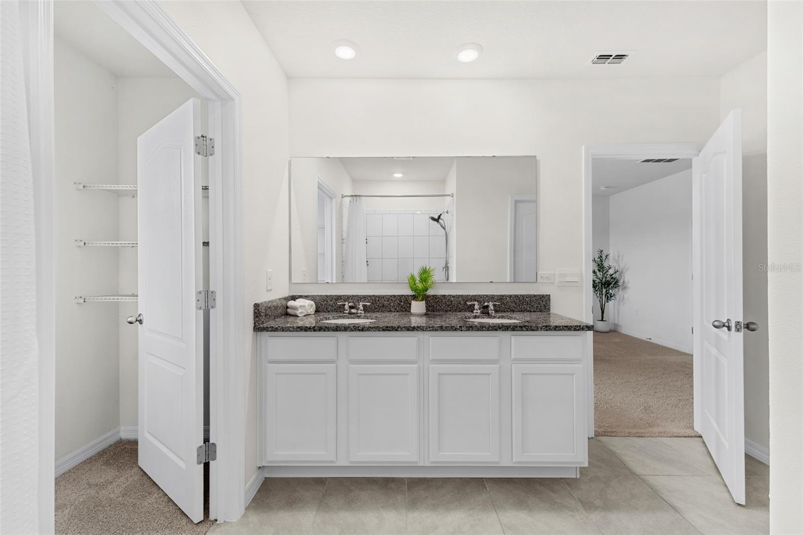 EASTGROVE - Residential