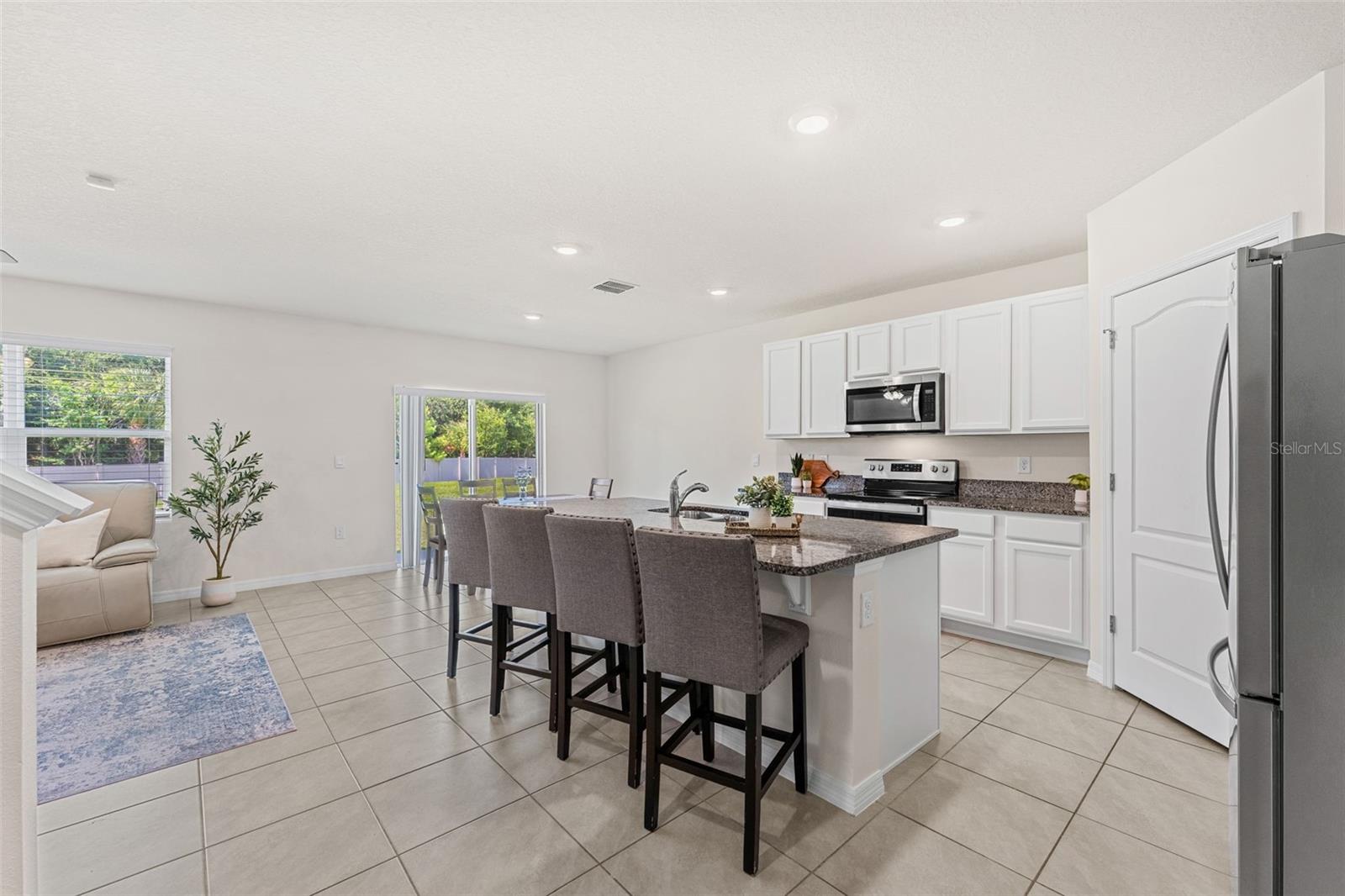 EASTGROVE - Residential