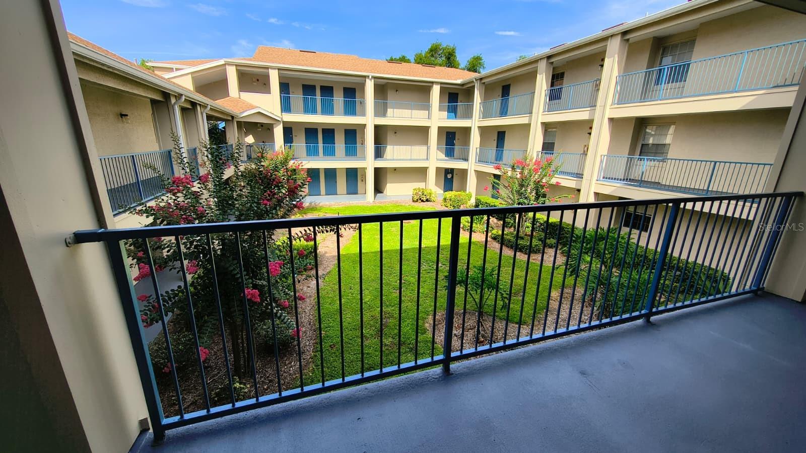 BERMUDA DUNES PRIVATE RESIDENCE - Residential Lease