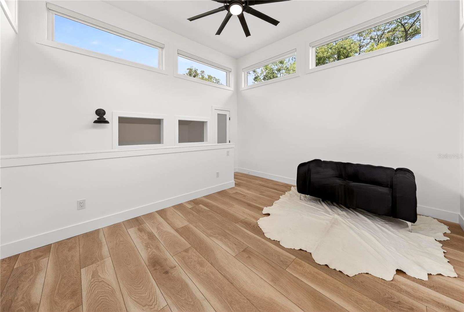 HWY 225 - Residential