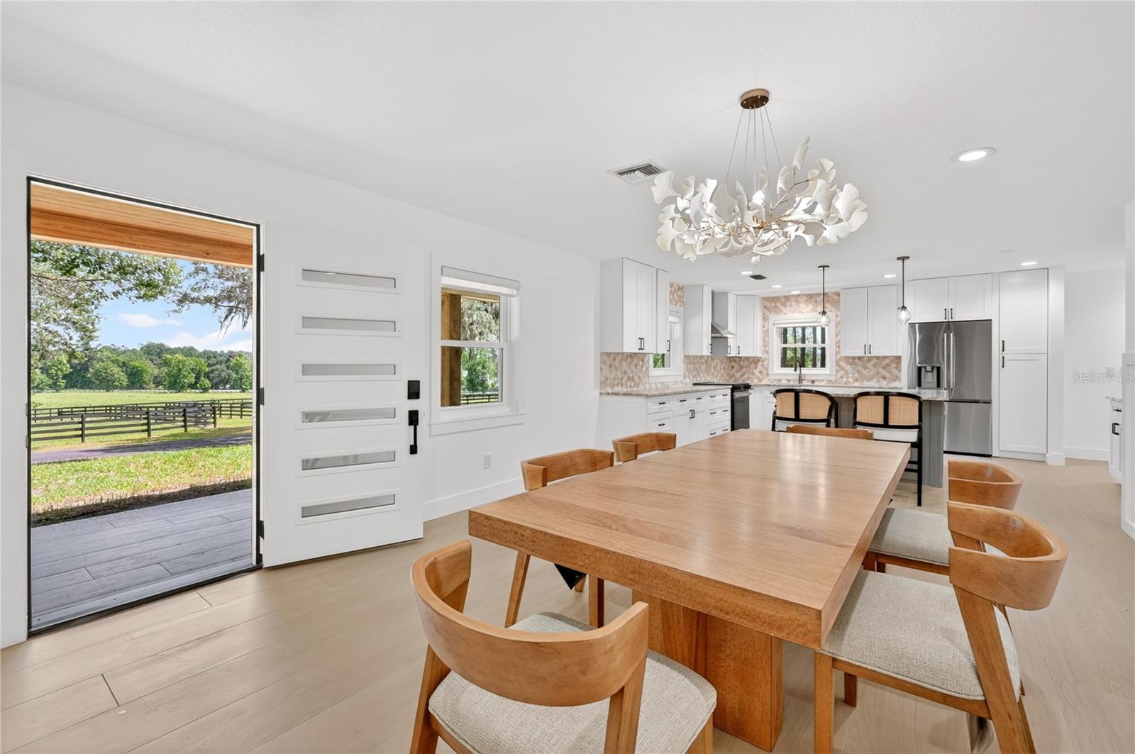 HWY 225 - Residential