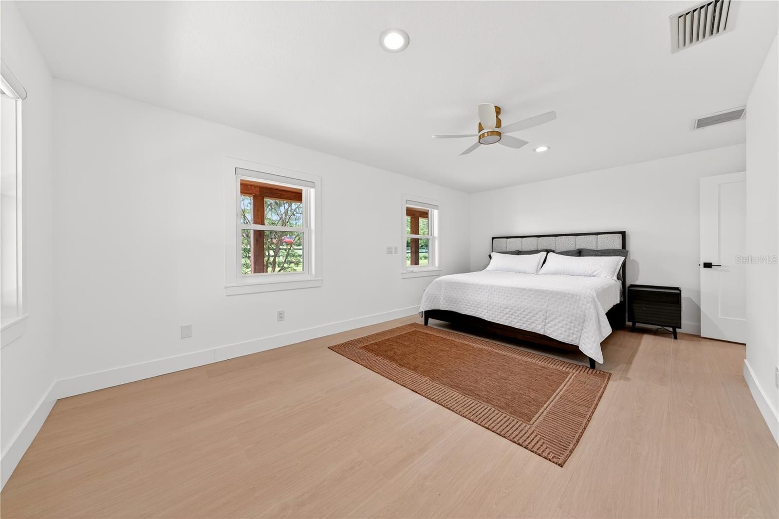 HWY 225 - Residential