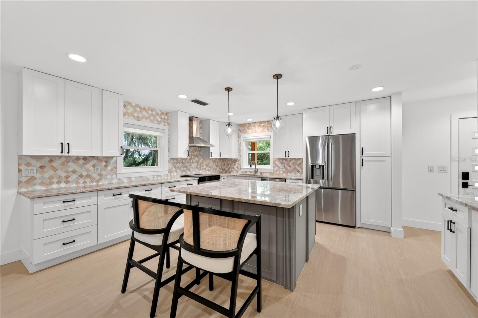 HWY 225 - Residential
