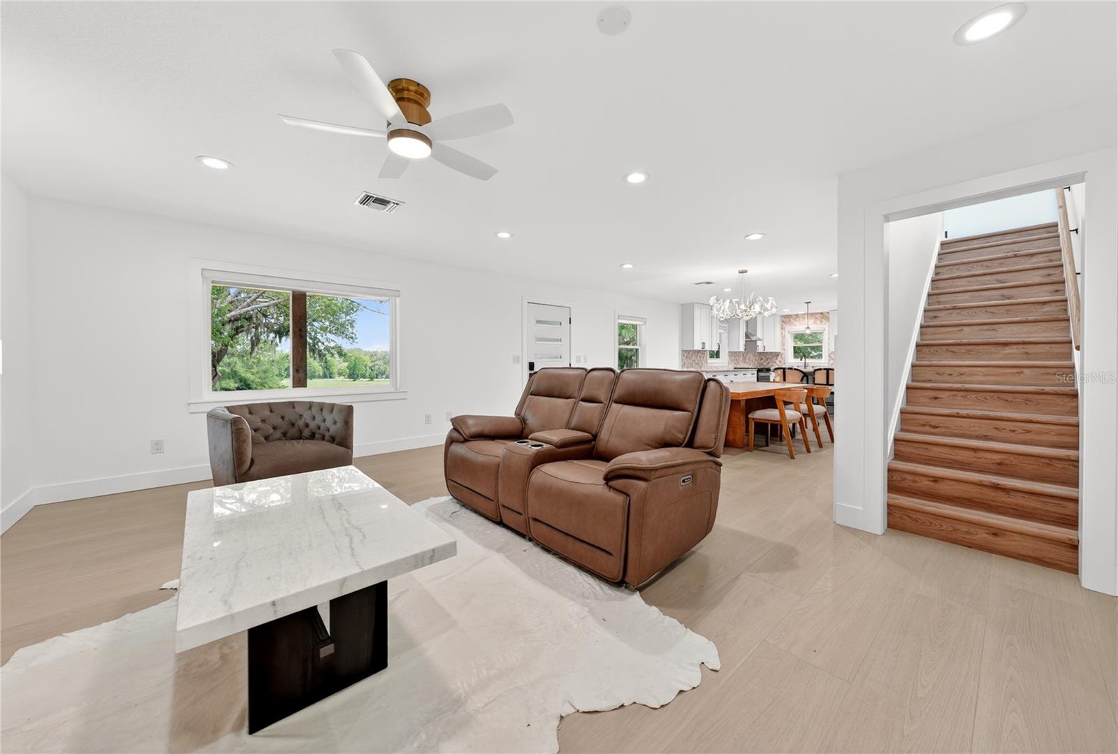 HWY 225 - Residential