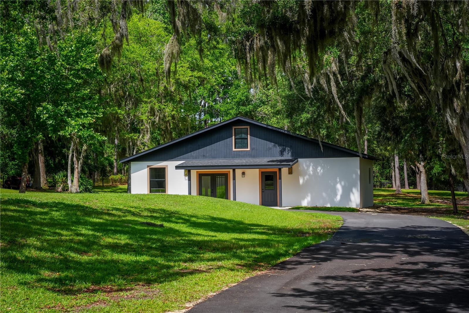 HWY 225 - Residential