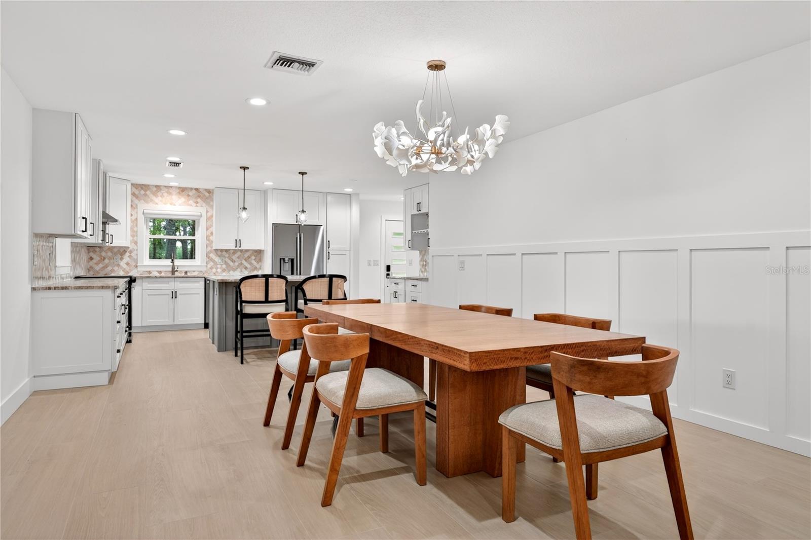 HWY 225 - Residential