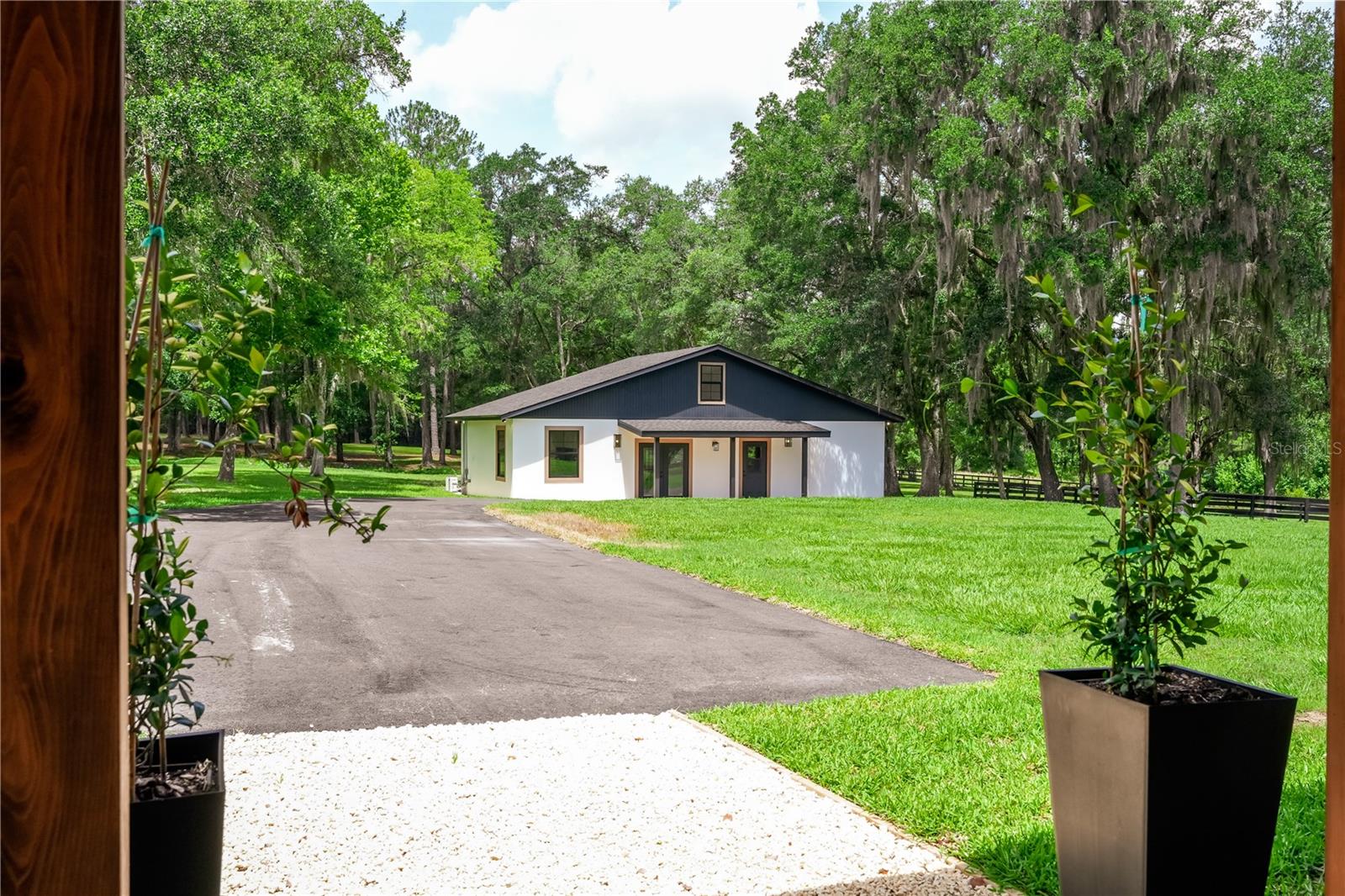 HWY 225 - Residential