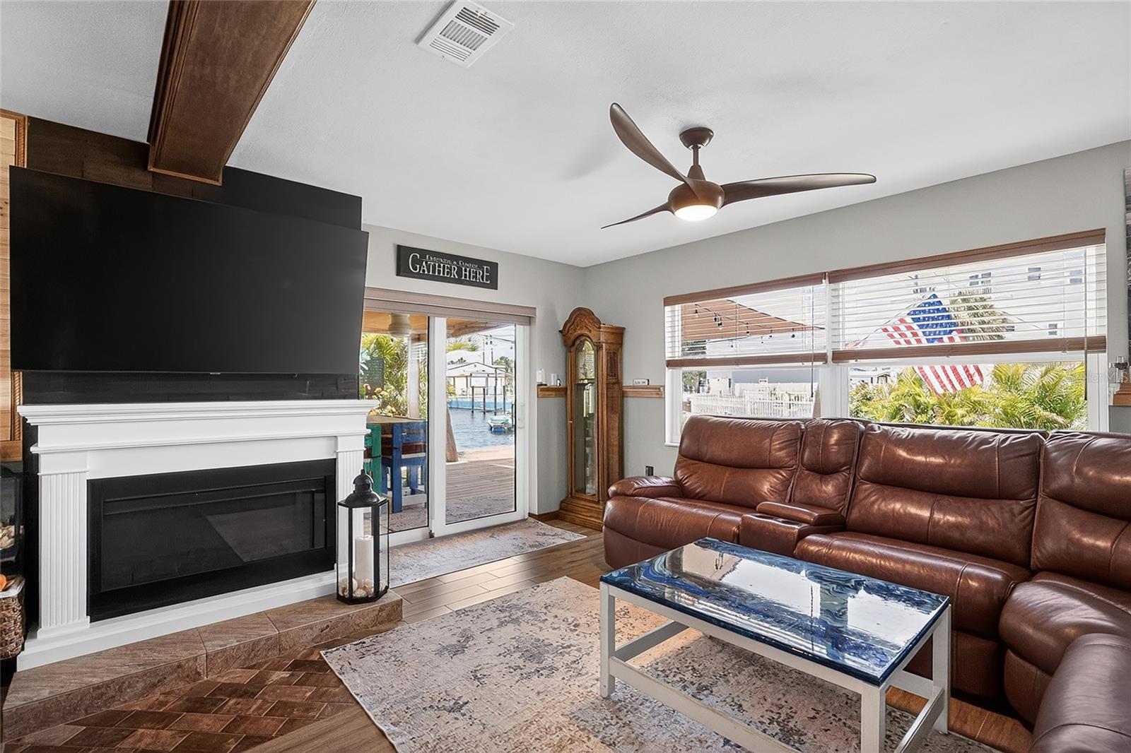 HUDSON BEACH ESTATES - Residential