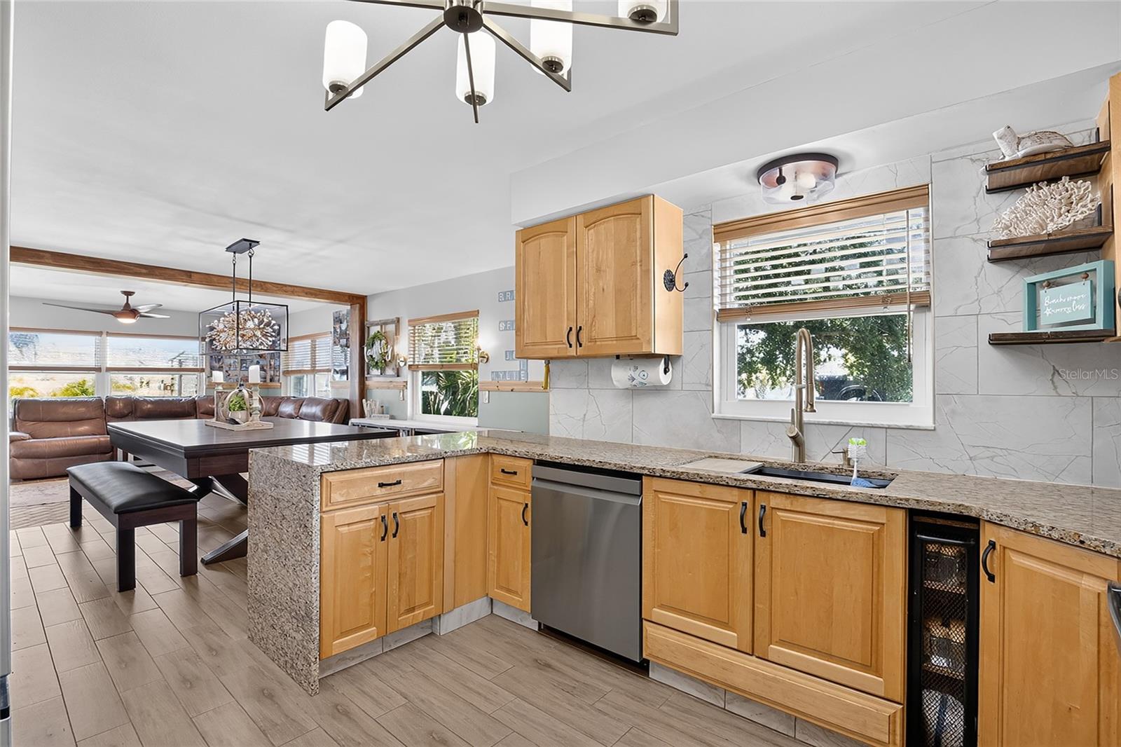 HUDSON BEACH ESTATES - Residential