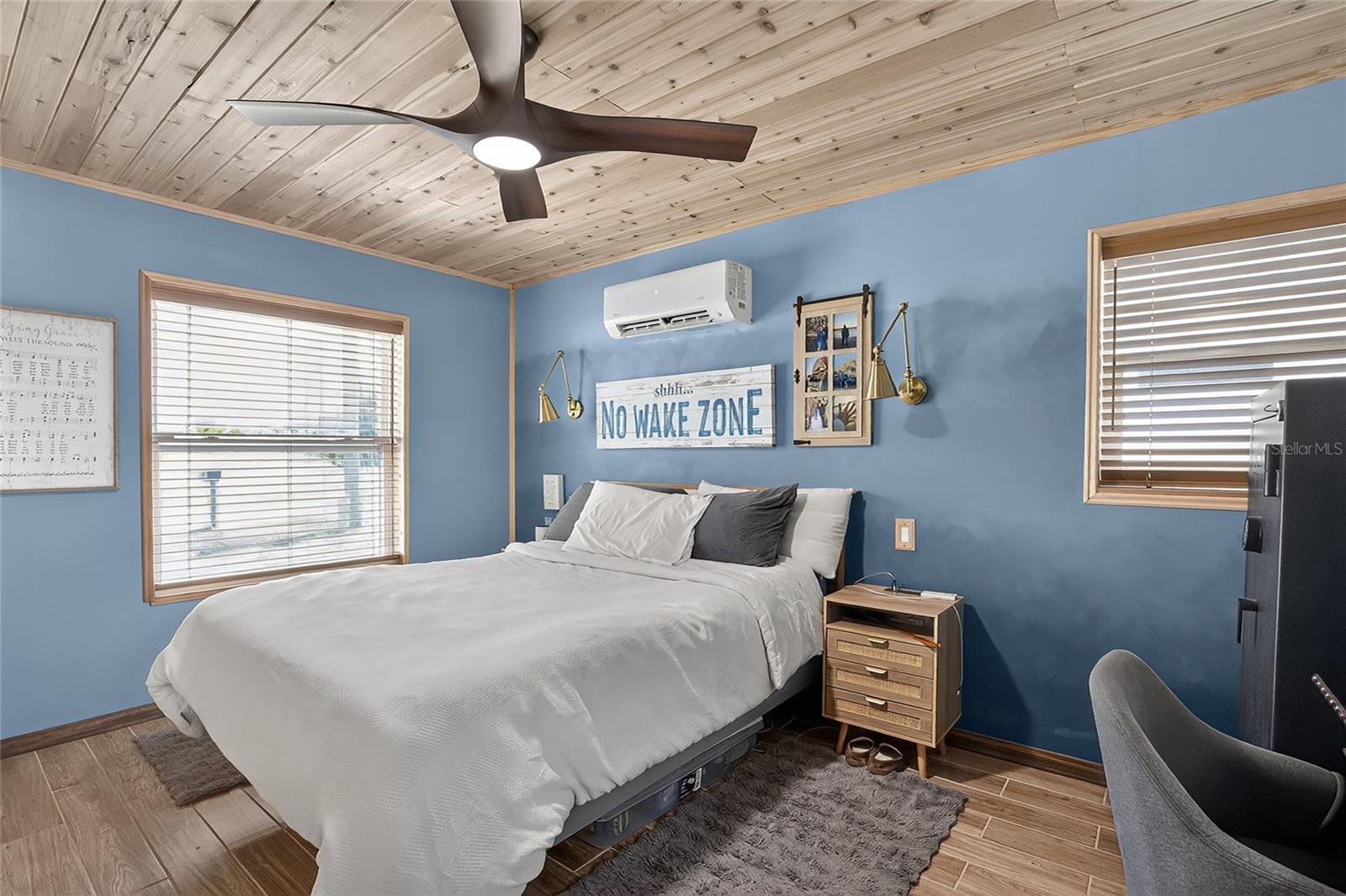 HUDSON BEACH ESTATES - Residential