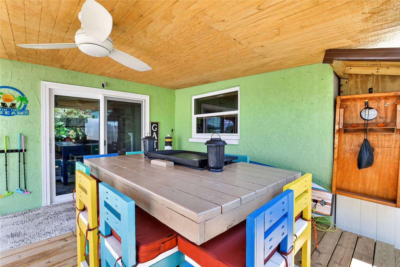 HUDSON BEACH ESTATES - Residential