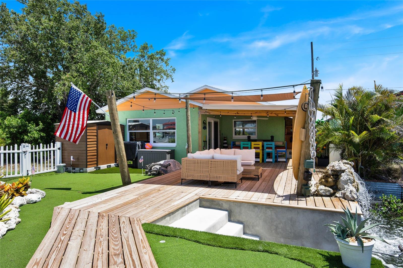 HUDSON BEACH ESTATES - Residential