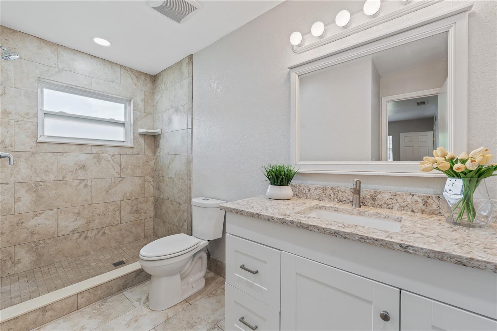 HOWELL ESTATES REP - Residential