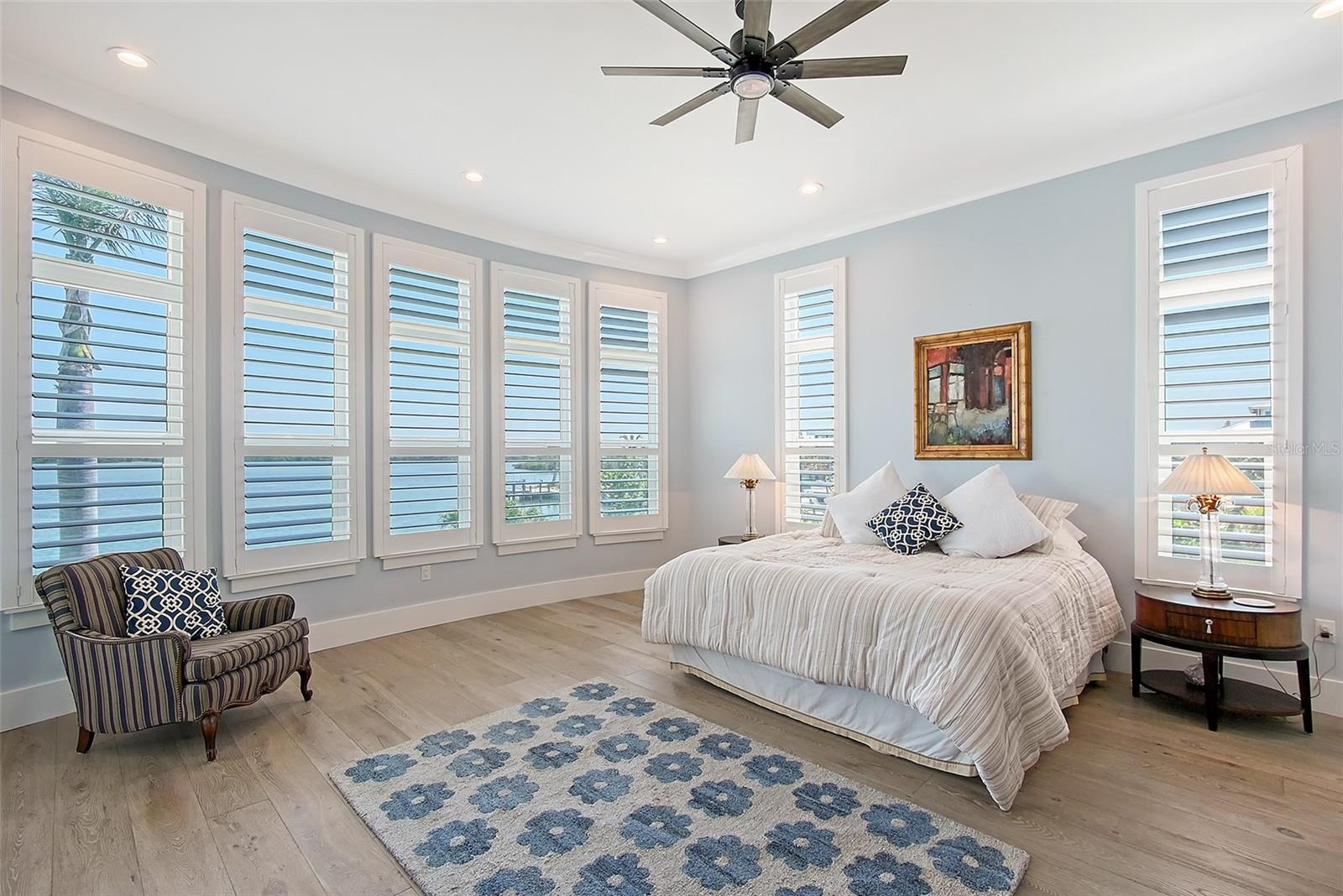 SLEEPY LAGOON PARK - Residential