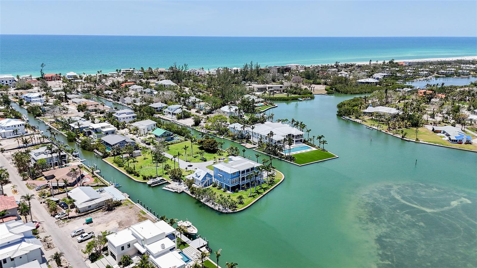 SLEEPY LAGOON PARK - Residential