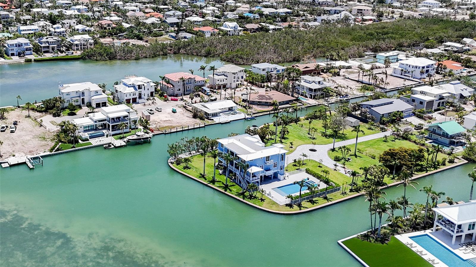 SLEEPY LAGOON PARK - Residential