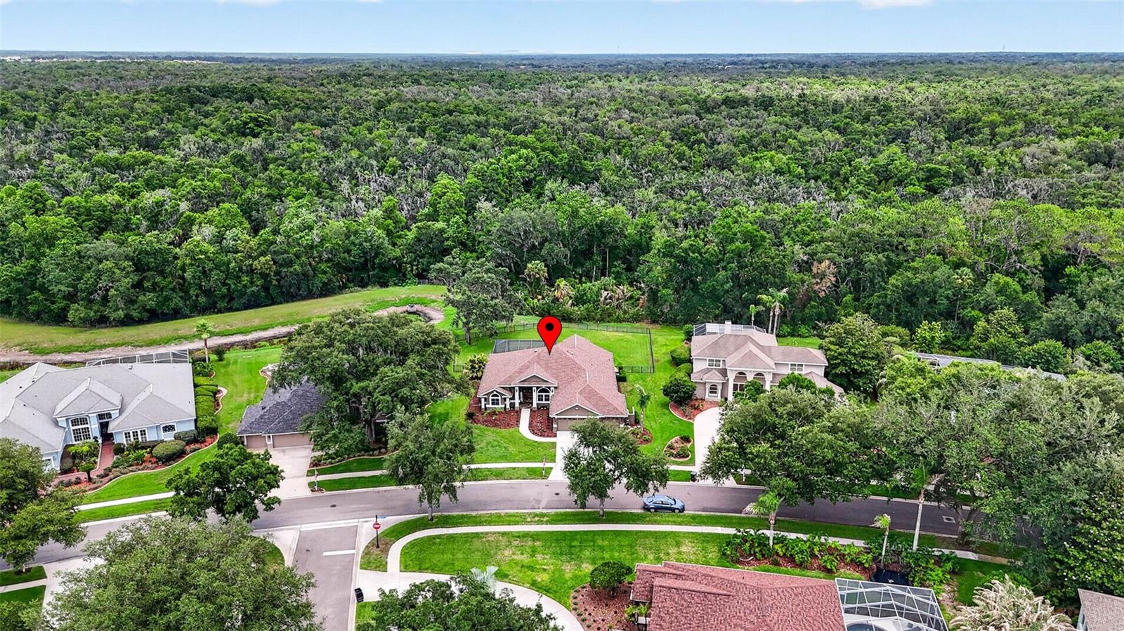RIVER HILLS COUNTRY CLUB PH - Residential