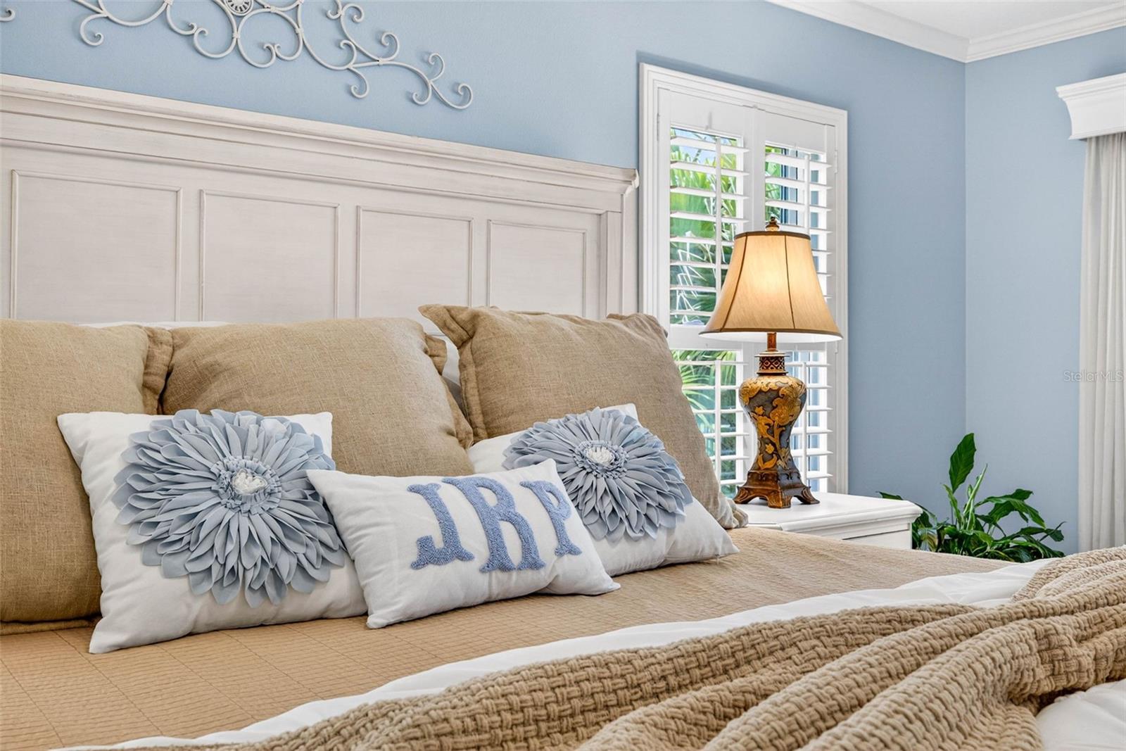 RIVER HILLS COUNTRY CLUB PH - Residential