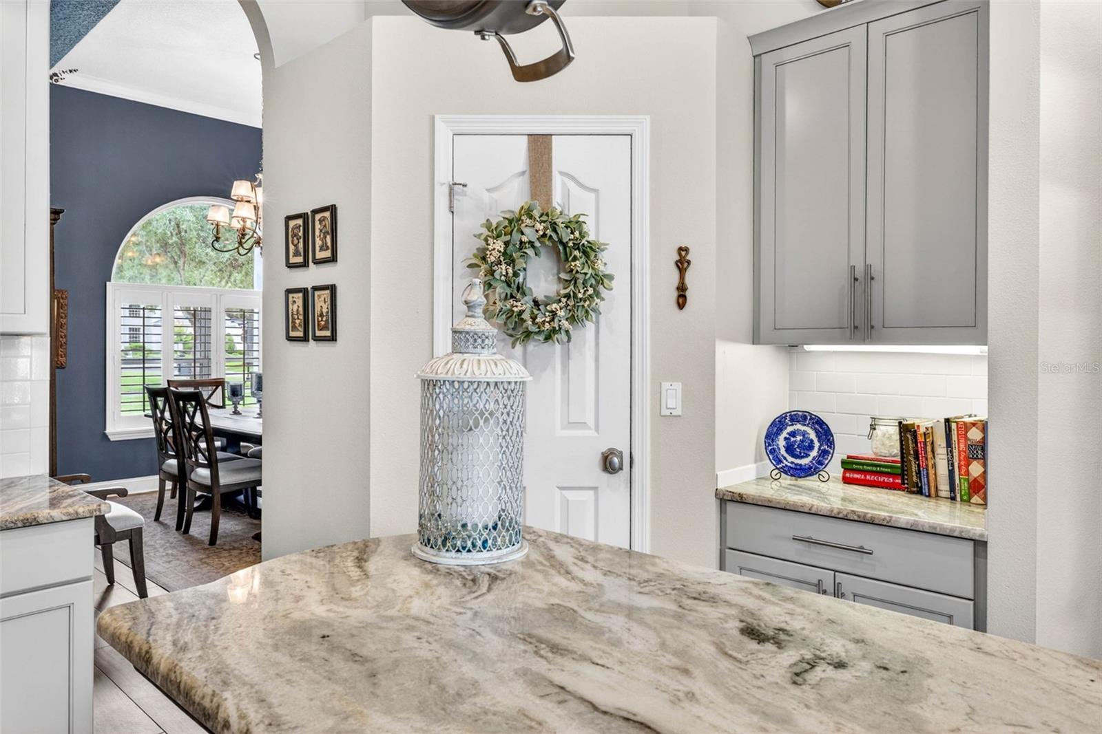 RIVER HILLS COUNTRY CLUB PH - Residential
