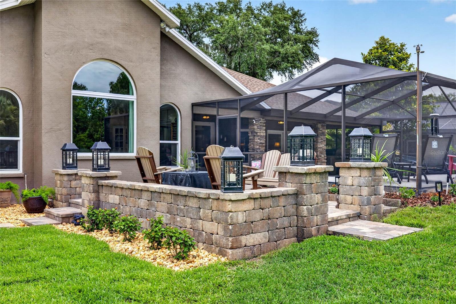 RIVER HILLS COUNTRY CLUB PH - Residential