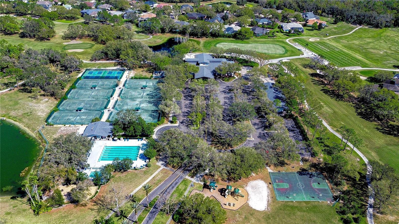 RIVER HILLS COUNTRY CLUB PH - Residential