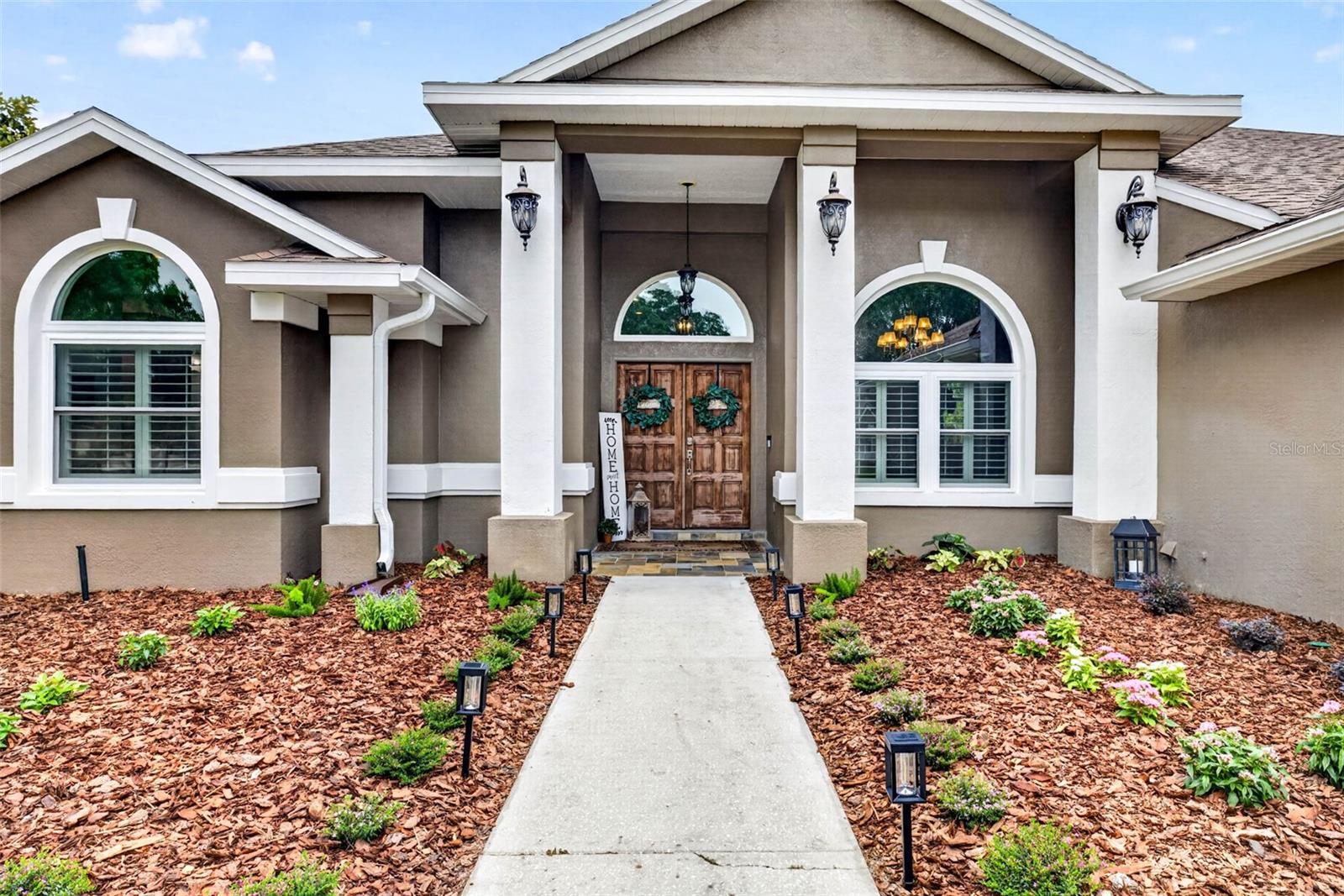 RIVER HILLS COUNTRY CLUB PH - Residential