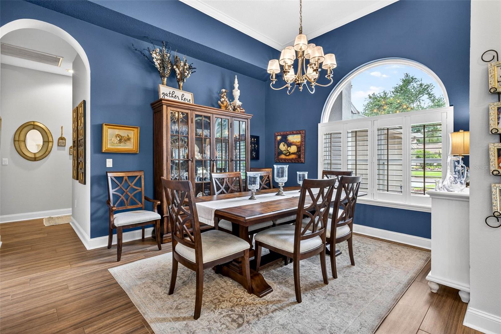 RIVER HILLS COUNTRY CLUB PH - Residential