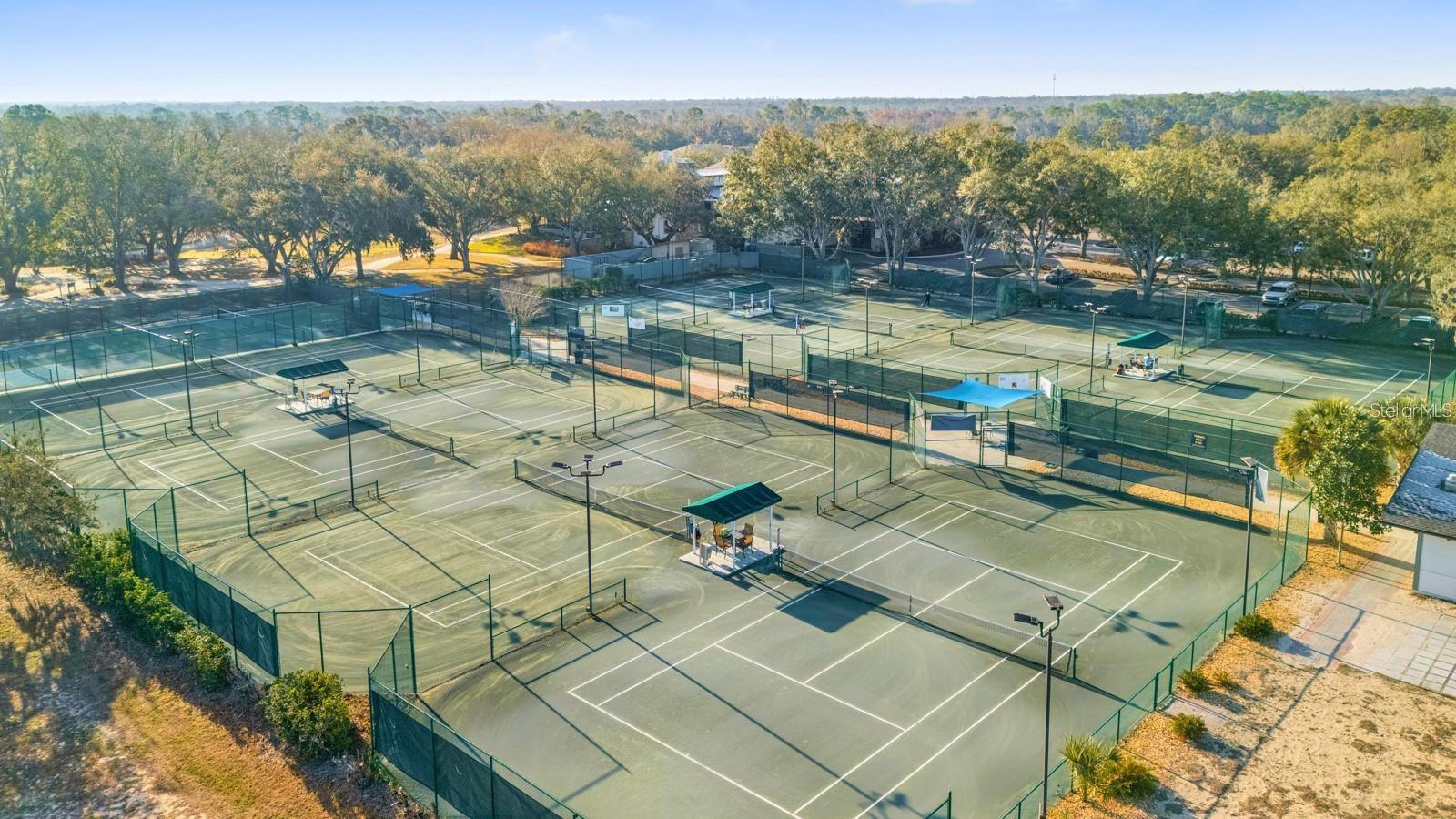 RIVER HILLS COUNTRY CLUB PH - Residential
