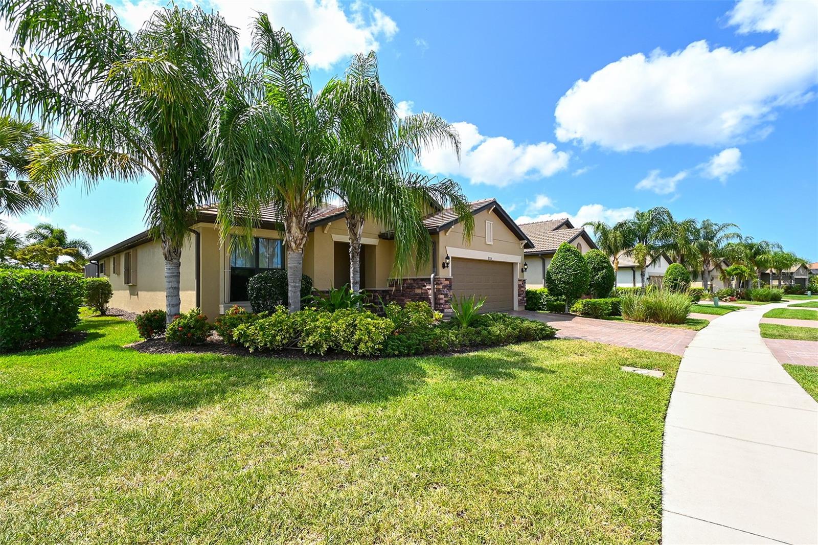 SANDHILL PRESERVE - Residential