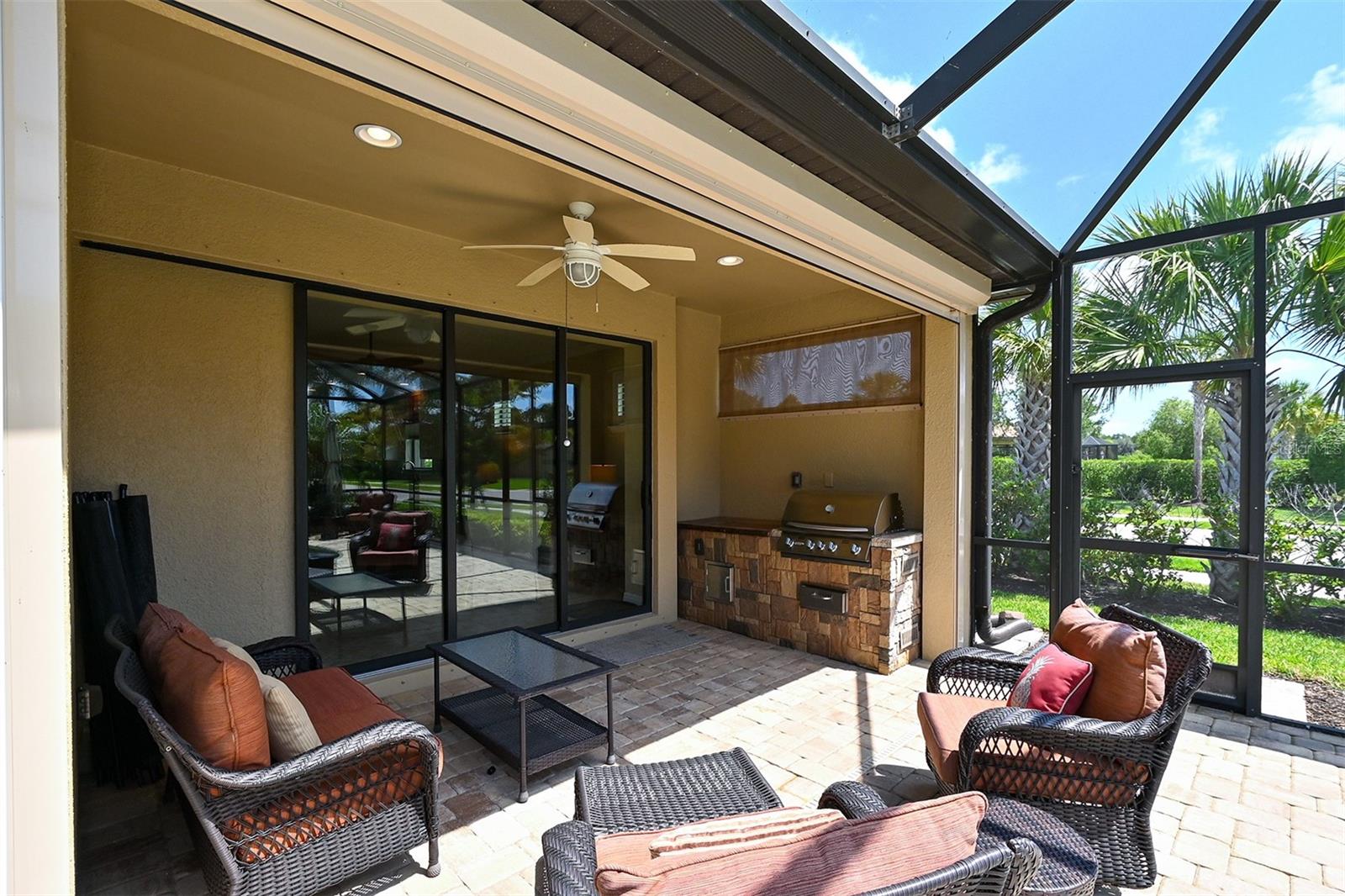 SANDHILL PRESERVE - Residential