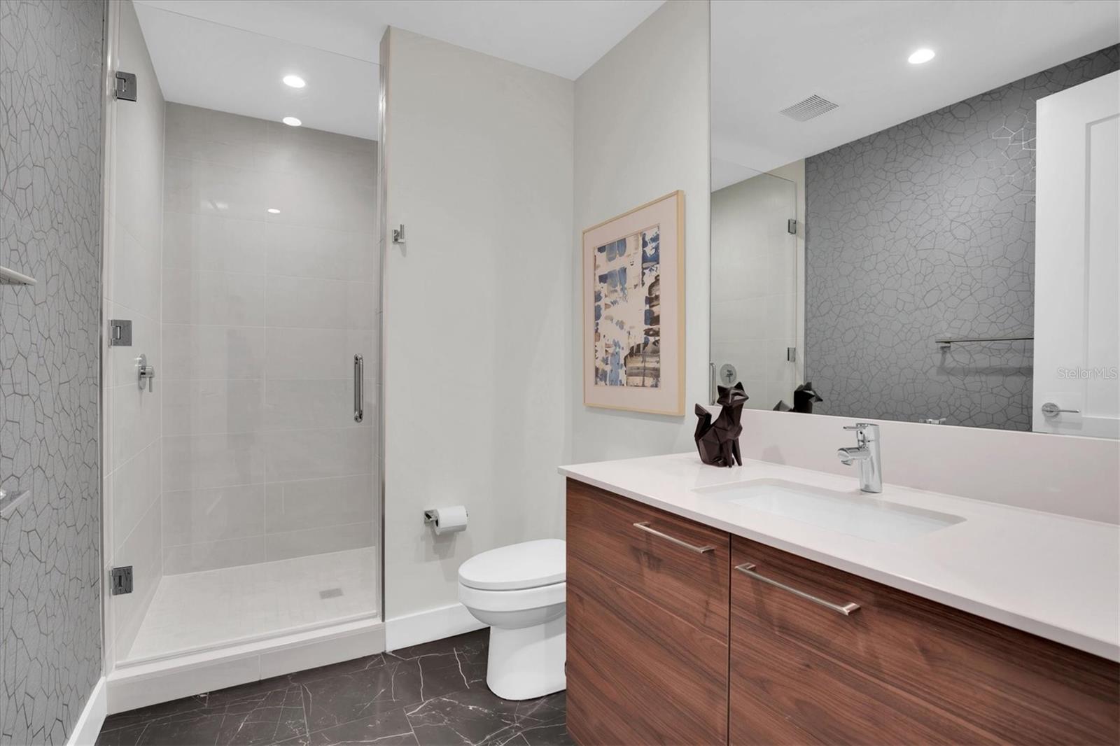 SALTAIRE CONDO - Residential