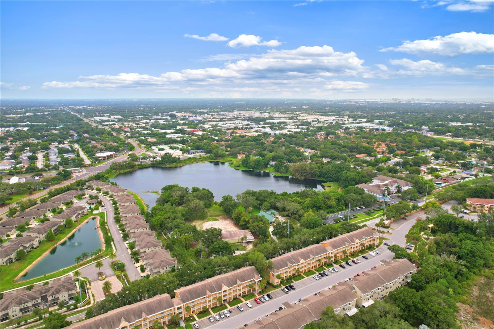 ON TOP OF THE WORLD - Residential