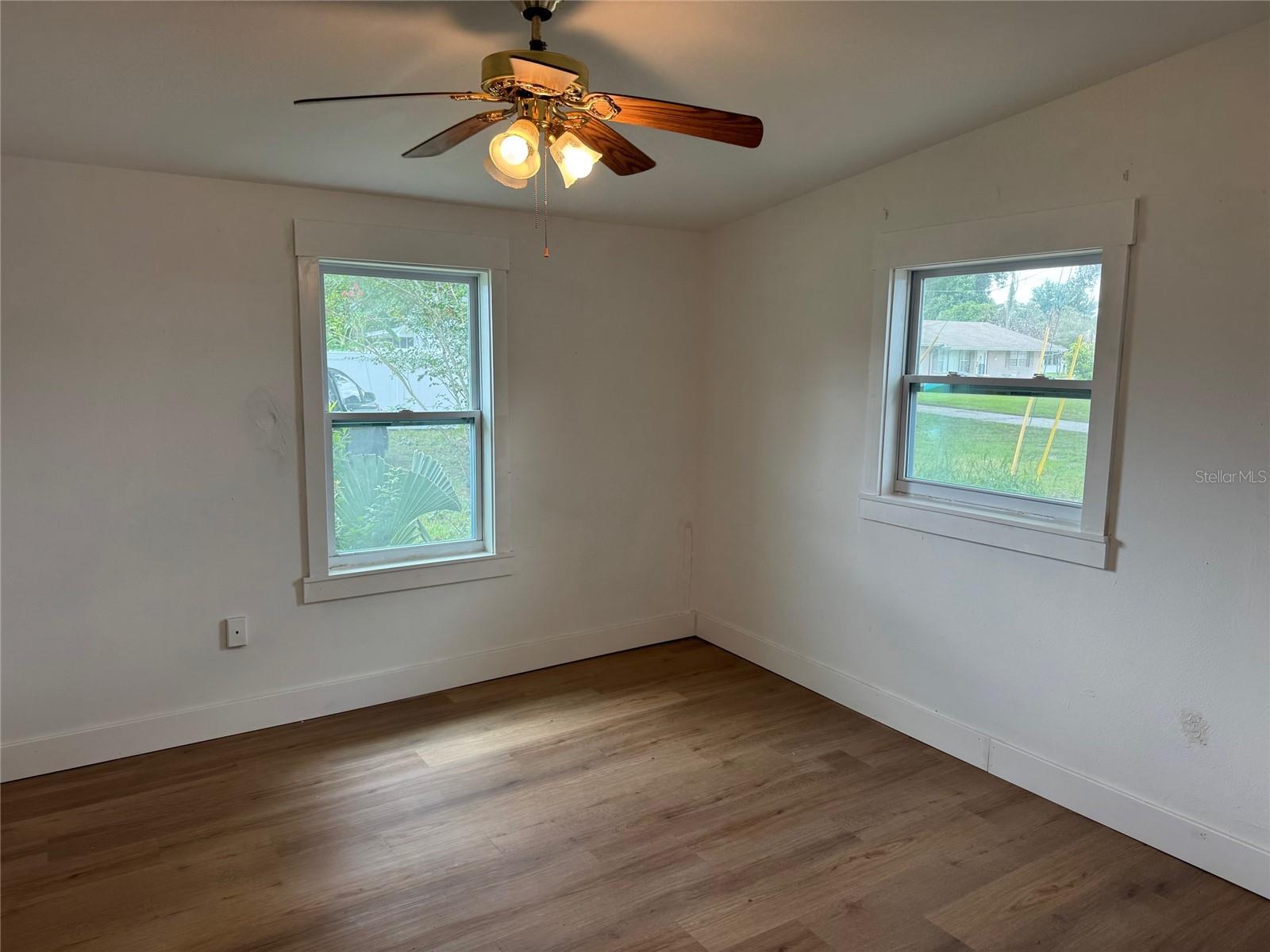 TOWN ACRES 25 - Residential