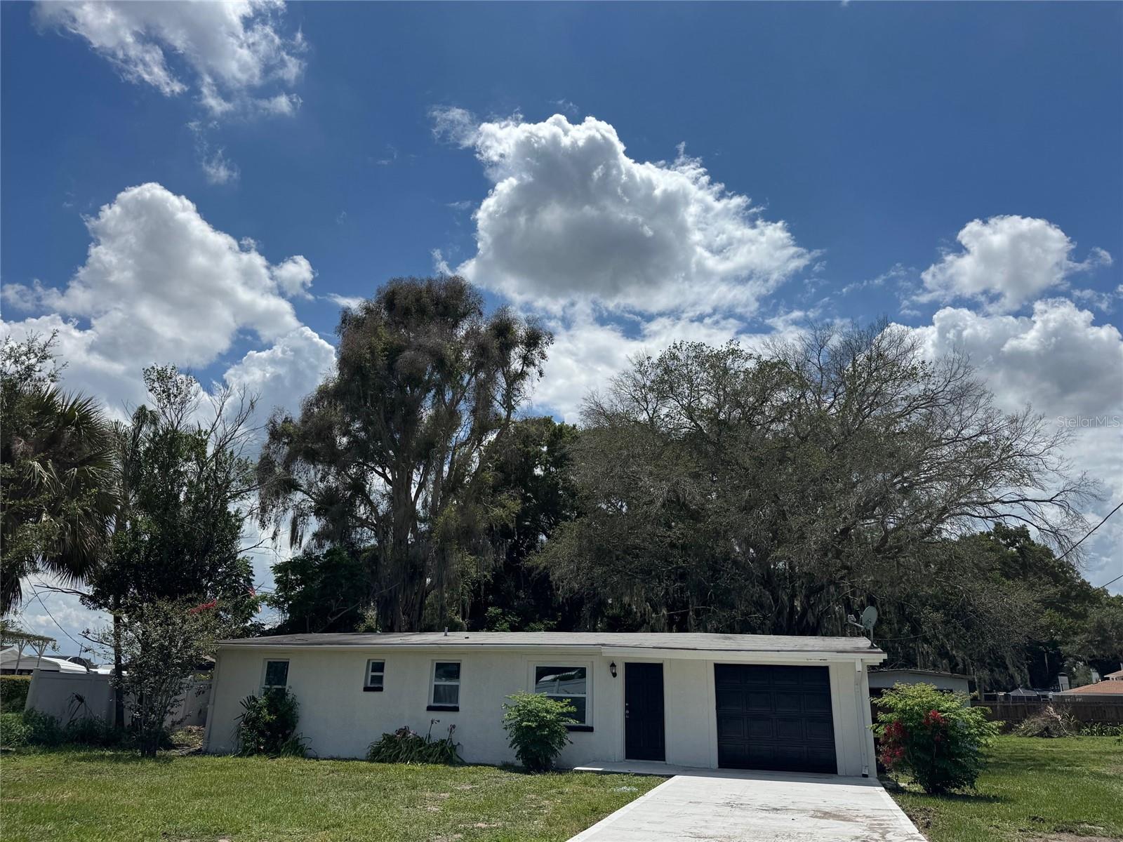 TOWN ACRES 25 - Residential