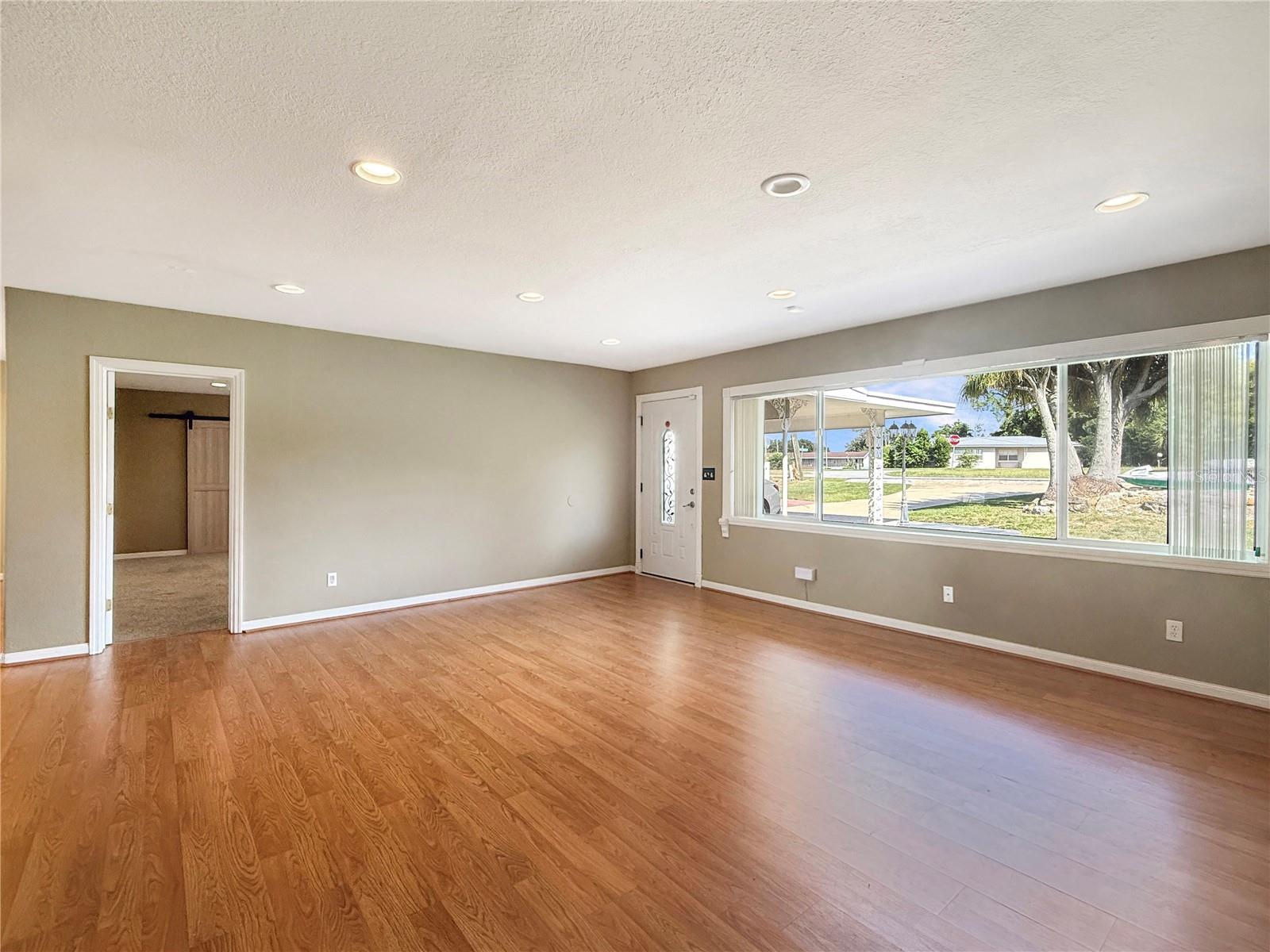 ELOISE WOODS LAKE ROY UNIT - Residential Lease