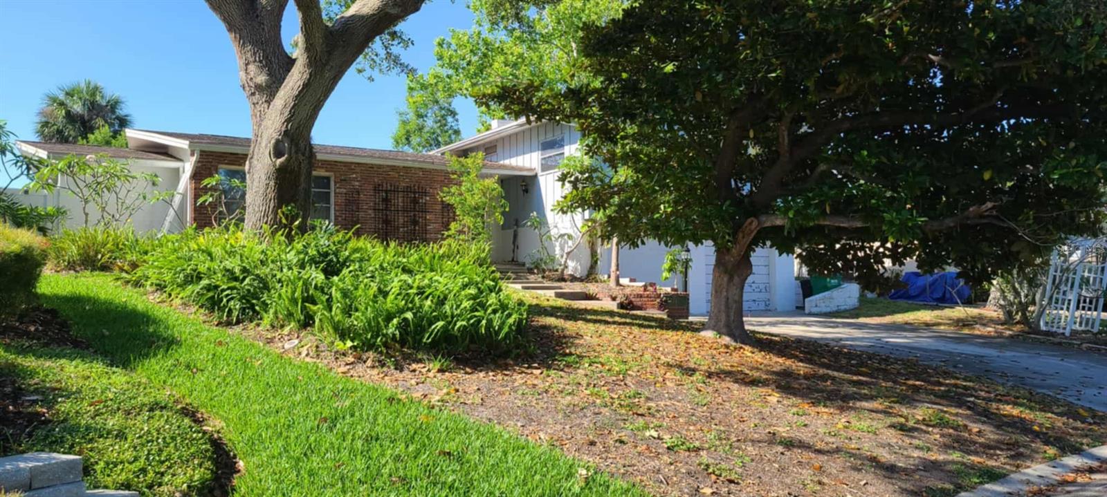 HARBOR HILLS 1ST ADD - Residential