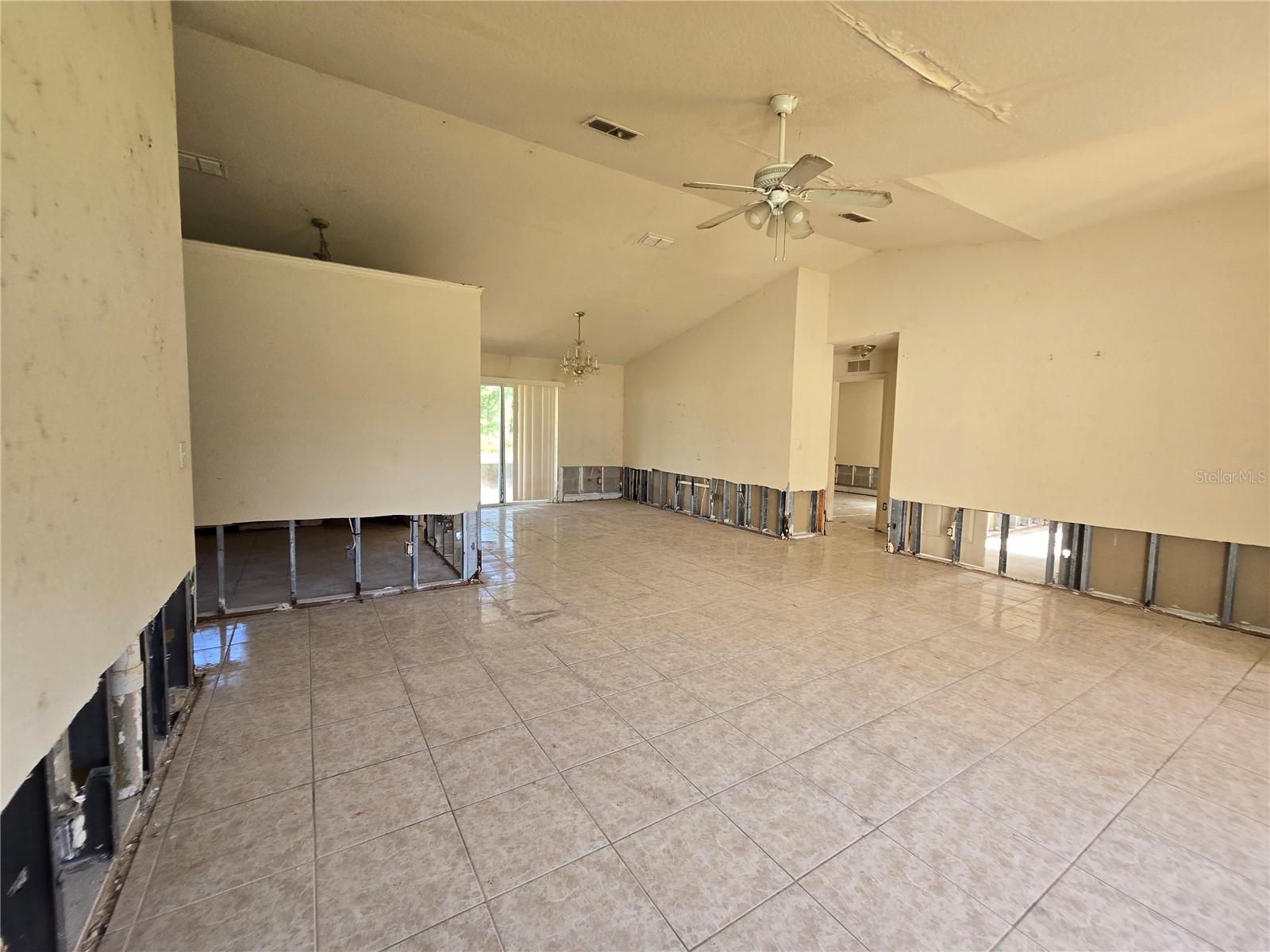 MARION OAKS UN 03 - Residential