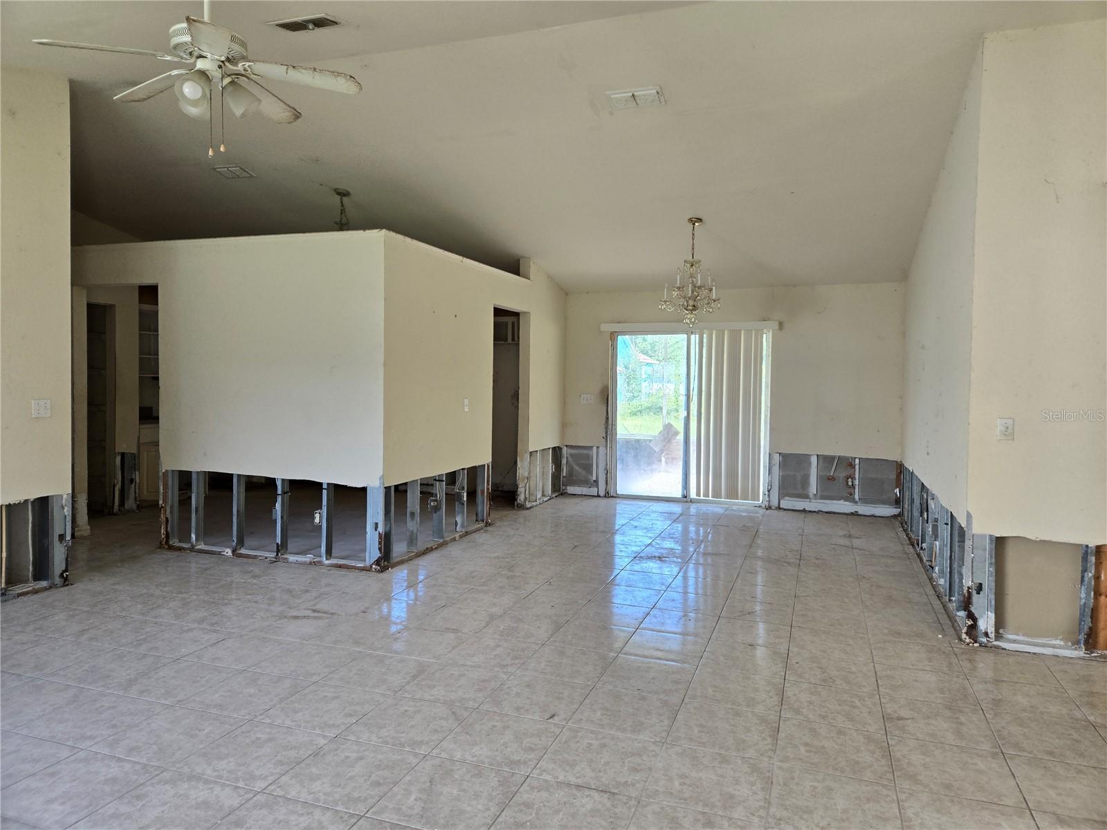MARION OAKS UN 03 - Residential