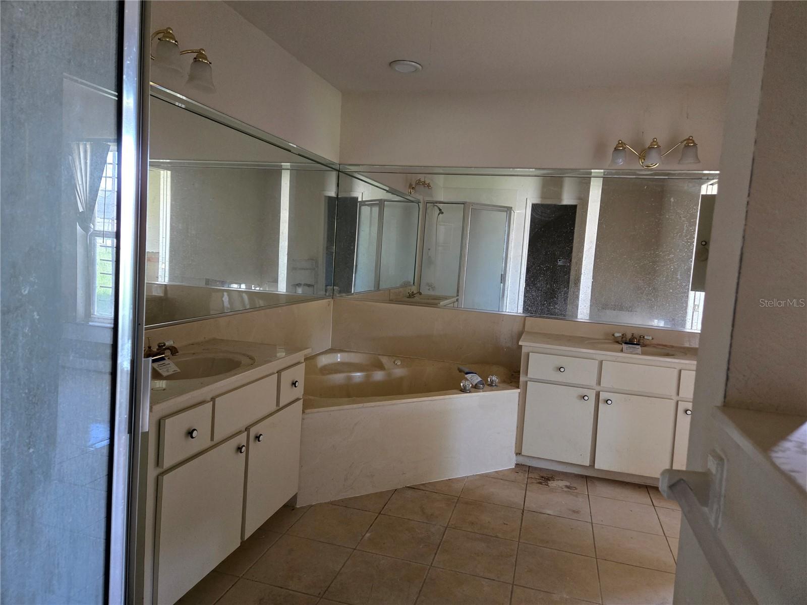 MARION OAKS UN 03 - Residential