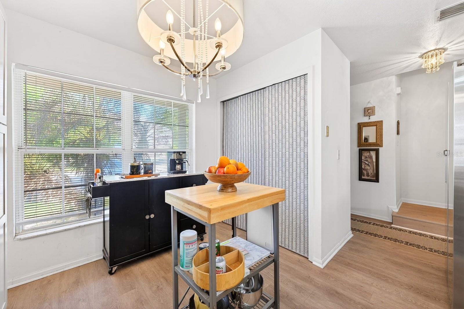MOUNT GREENWOOD UNIT 4 OF - Residential